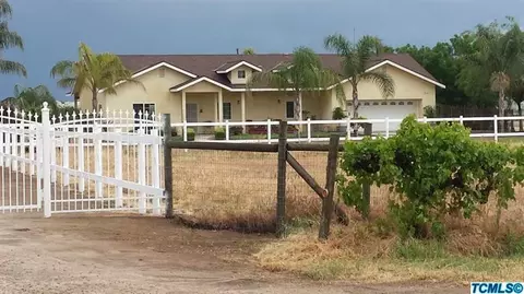 19831 E Adams Ave, Reedley, CA 93654 photo 5
