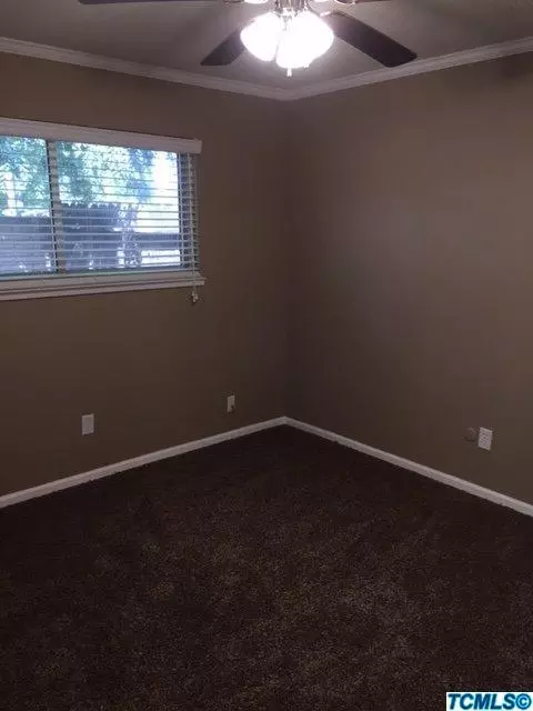 1707 E Cross Ave, Tulare, CA 93274 photo 18