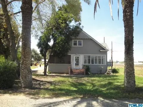 985 S Kaweah Ave, Exeter, CA 93221 photo 2