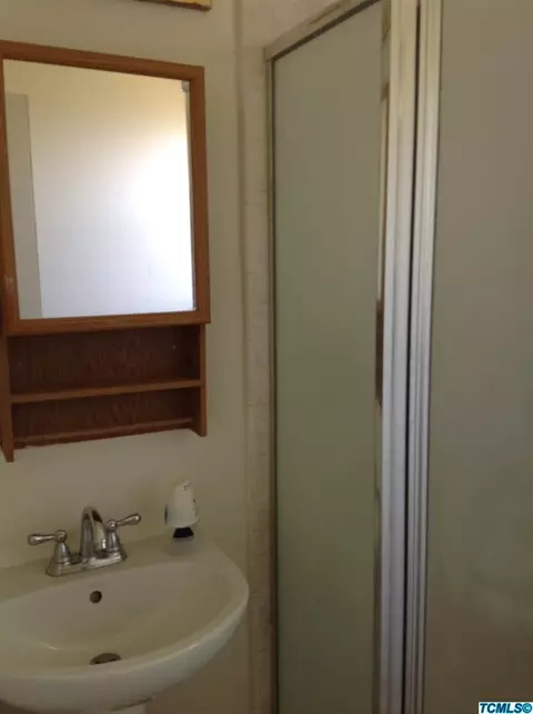540 Davis St, Exeter, CA 93221 photo 8