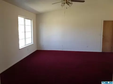 540 Davis St, Exeter, CA 93221 photo 2
