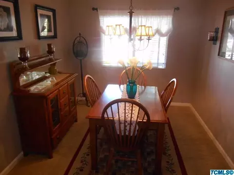 2251 E Victor Ave, Visalia, CA 93292 photo 41