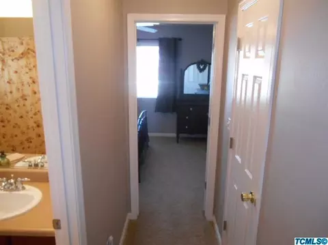 2251 E Victor Ave, Visalia, CA 93292 photo 44