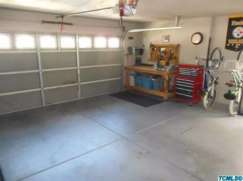 2251 E Victor Ave, Visalia, CA 93292 photo 34