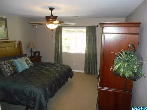 2251 E Victor Ave, Visalia, CA 93292 photo 28