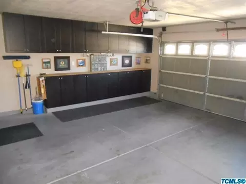 2251 E Victor Ave, Visalia, CA 93292 photo 37