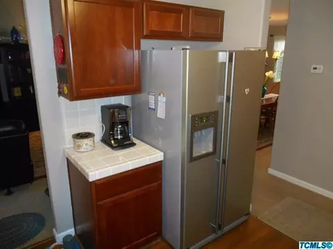 2251 E Victor Ave, Visalia, CA 93292 photo 15