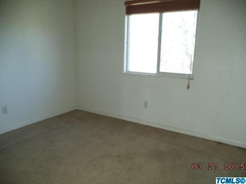 2312 E Beech Ct, Visalia, CA 93292 photo 7