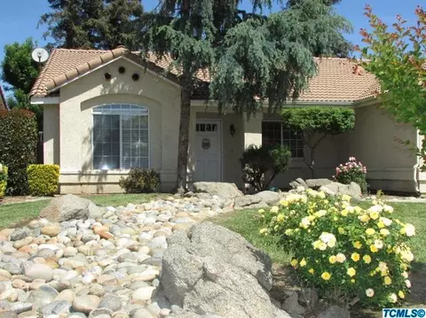 1920 E College Ave, Visalia, CA 93292 photo 4