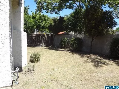 1211 E Ferguson Ave, Visalia, CA 93292 photo 15