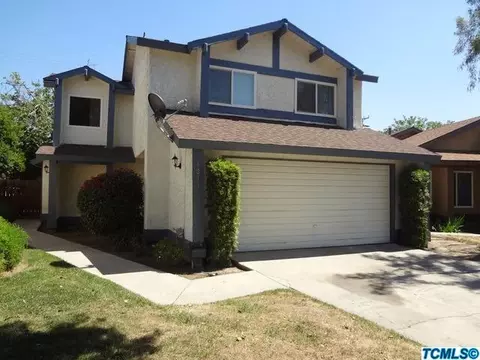 1211 E Ferguson Ave, Visalia, CA 93292 photo 1