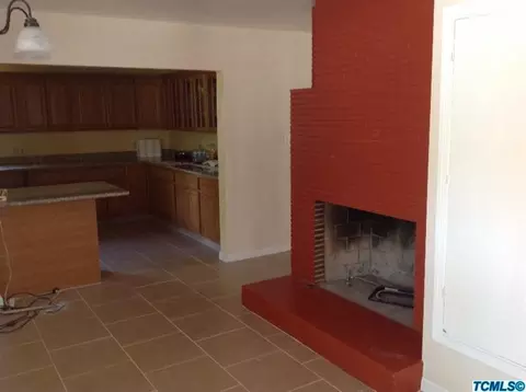 1011 E Noble Ave, Visalia, CA 93292 photo 32