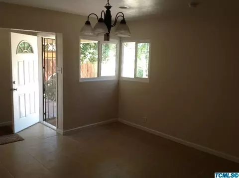 1011 E Noble Ave, Visalia, CA 93292 photo 16