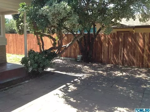 1011 E Noble Ave, Visalia, CA 93292 photo 6