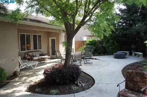 2011 E Dorothea Ct, Visalia, CA 93292 photo 41