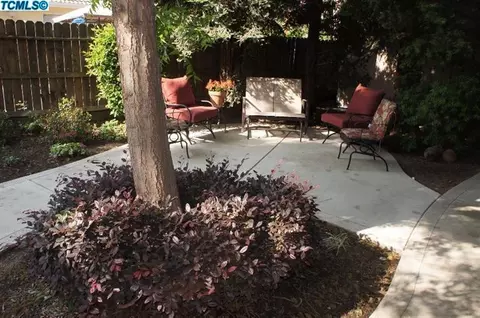 2011 E Dorothea Ct, Visalia, CA 93292 photo 37