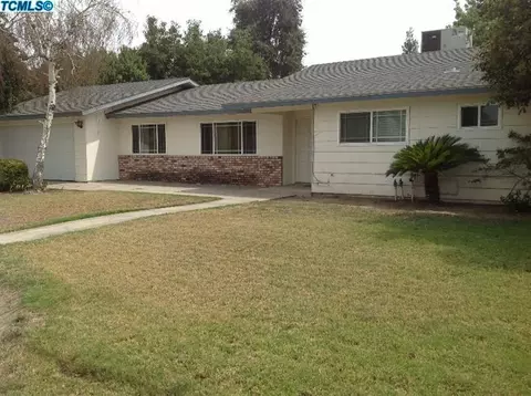 3631 W Iris Ave, Visalia, CA 93277 photo 1