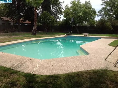 3631 W Iris Ave, Visalia, CA 93277 photo 11