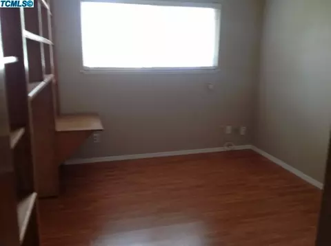3631 W Iris Ave, Visalia, CA 93277 photo 7