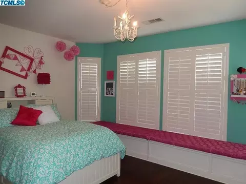 225 Mitchell Ave, Tulare, CA 93274 photo 11