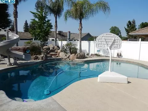 225 Mitchell Ave, Tulare, CA 93274 photo 23