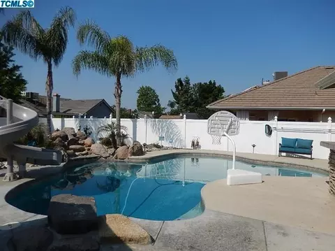 225 Mitchell Ave, Tulare, CA 93274 photo 22