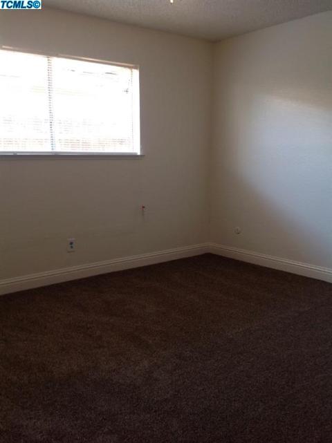 2710 Lind Ave, Clovis, CA 93612 photo 11