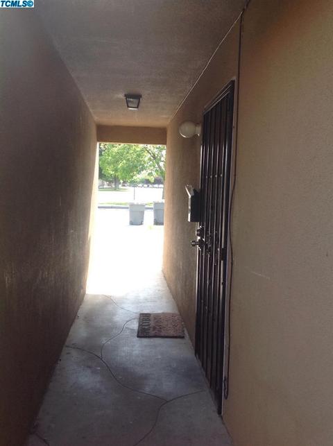 2710 Lind Ave, Clovis, CA 93612 photo 5