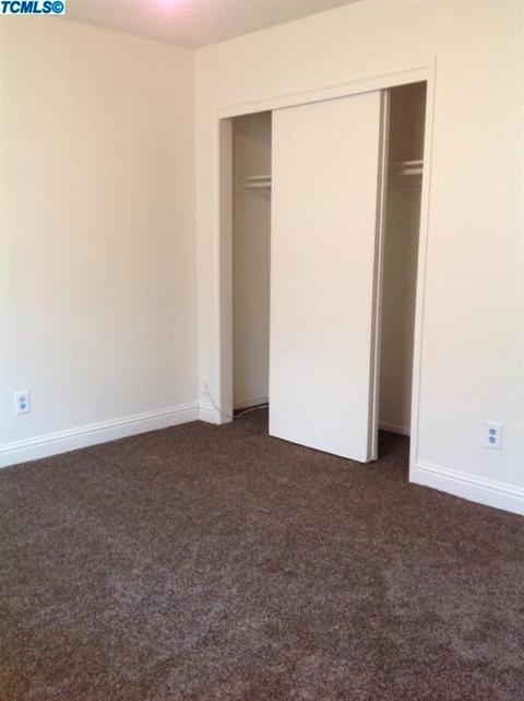 2710 Lind Ave, Clovis, CA 93612 photo 12