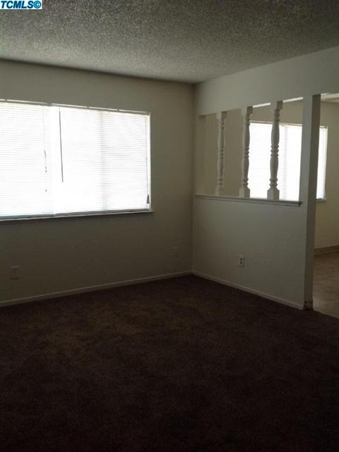 2710 Lind Ave, Clovis, CA 93612 photo 8