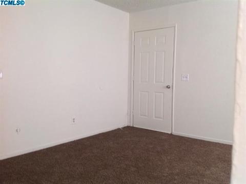 2710 Lind Ave, Clovis, CA 93612 photo 9