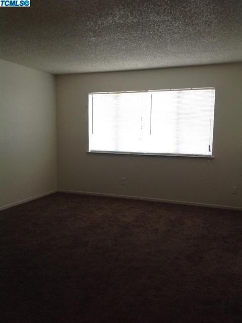 2710 Lind Ave, Clovis, CA 93612 photo 10
