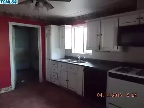 1475 E Sonora Ave, Tulare, CA 93274 photo 5