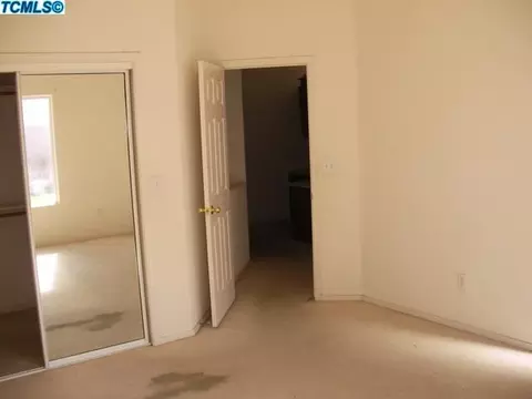 1317 Patsy St, Porterville, CA 93257 photo 3