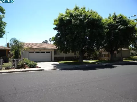 1362 E Bolinger Way, Dinuba, CA 93618 photo 3