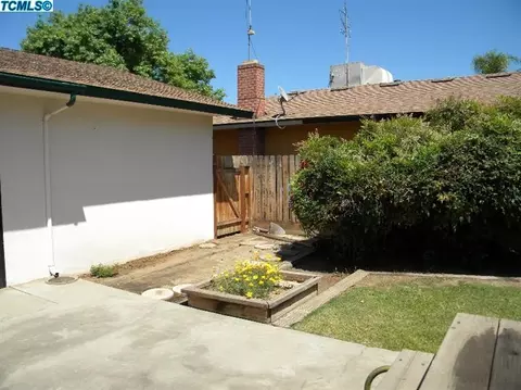 1362 E Bolinger Way, Dinuba, CA 93618 photo 31