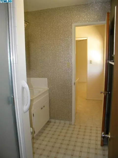 1362 E Bolinger Way, Dinuba, CA 93618 photo 12