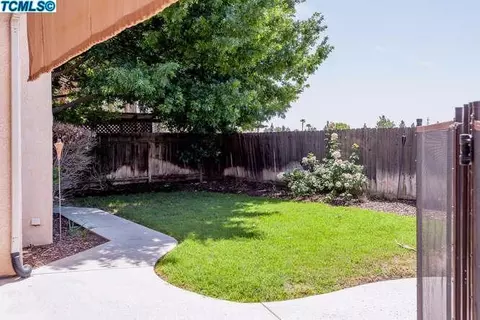 629 Avalon Dr, Lemoore, CA 93245 photo 29