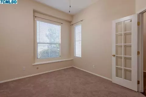 629 Avalon Dr, Lemoore, CA 93245 photo 18