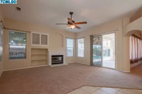 629 Avalon Dr, Lemoore, CA 93245 photo 8