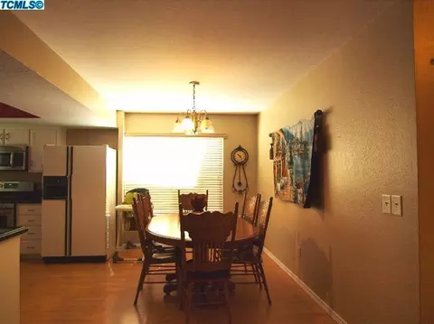 817 Woods Pl, Exeter, CA 93221 photo 6