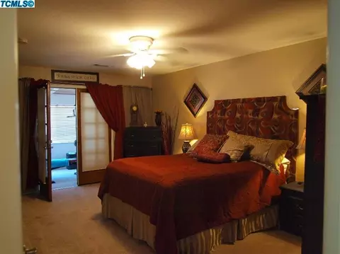 817 Woods Pl, Exeter, CA 93221 photo 10