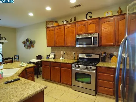 519 Self Ct, Exeter, CA 93221 photo 9