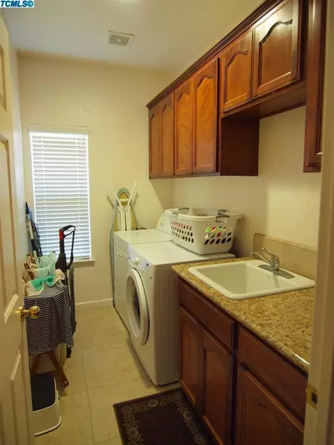 519 Self Ct, Exeter, CA 93221 photo 19