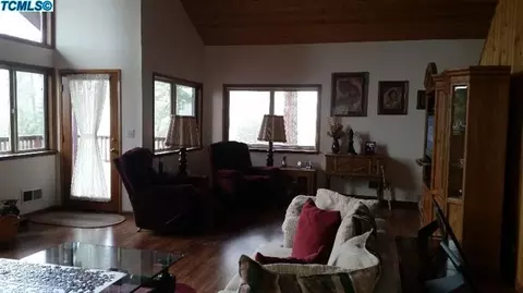 58205 Marilyn Ct, Springville, CA 93265 photo 8