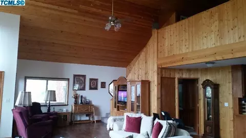 58205 Marilyn Ct, Springville, CA 93265 photo 9