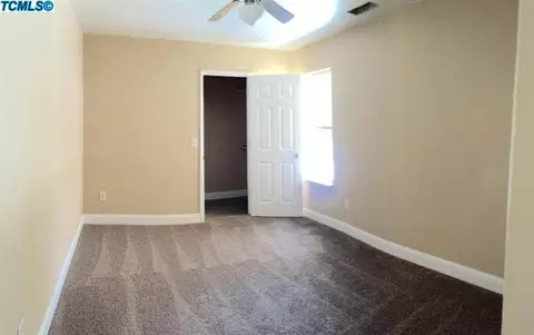 405 Riviera Dr, Lemoore, CA 93245 photo 13
