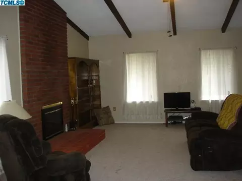 1994 Kings Rd, Hanford, CA 93230 photo 3