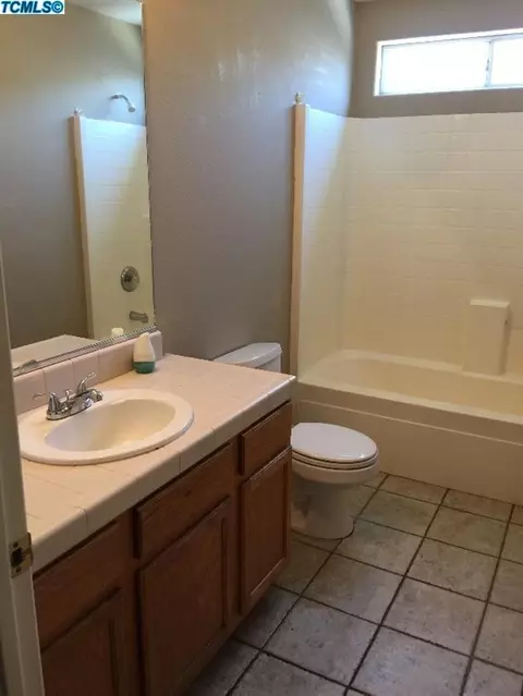 1801 E Mesa Ct, Visalia, CA 93292 photo 19
