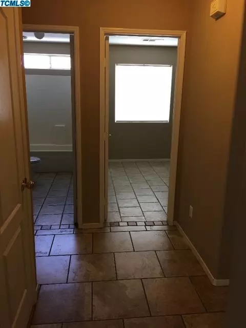 1801 E Mesa Ct, Visalia, CA 93292 photo 24